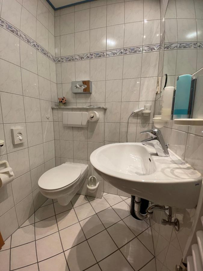 Bebra's Hessischer Hof Guest house