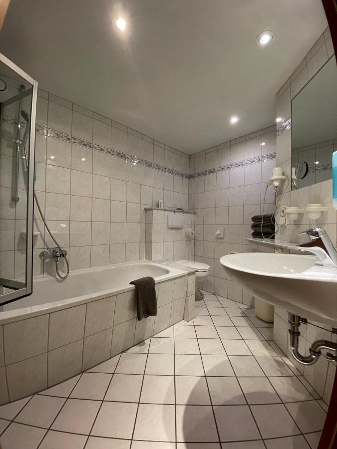 Guest house Bebra's Hessischer Hof 3*