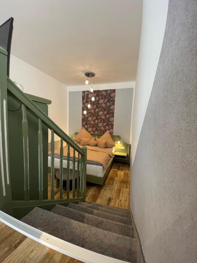 Bebra's Hessischer Hof Guest house 3*